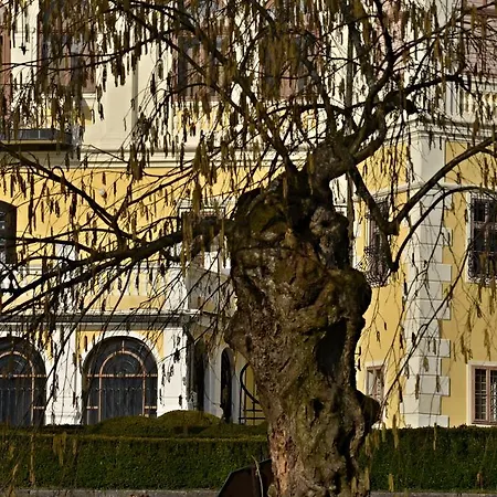 Penzion Pri Kastieli 3*